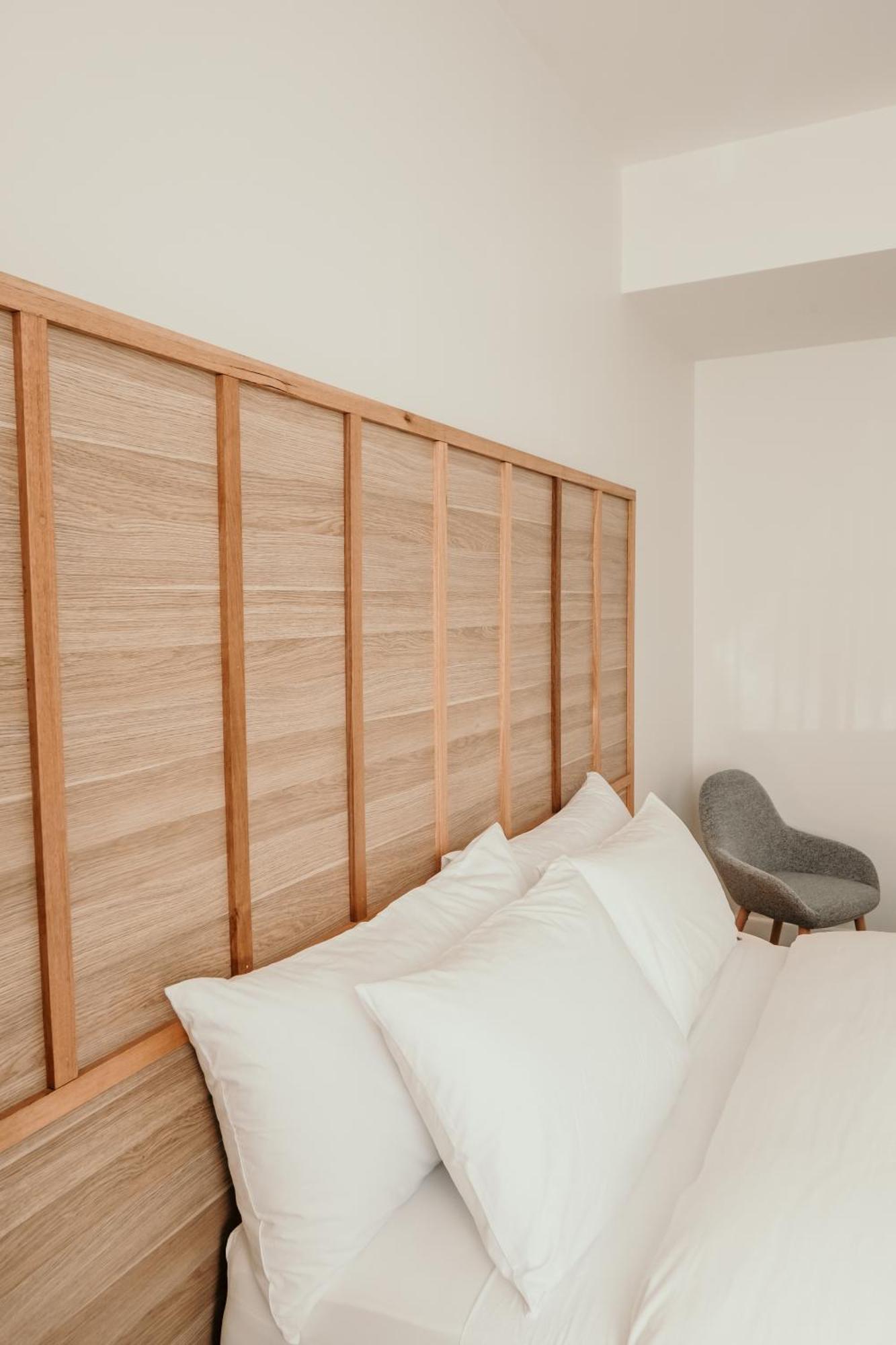 The Oak & Anchor Hotel Port Fairy Exteriör bild A headboard