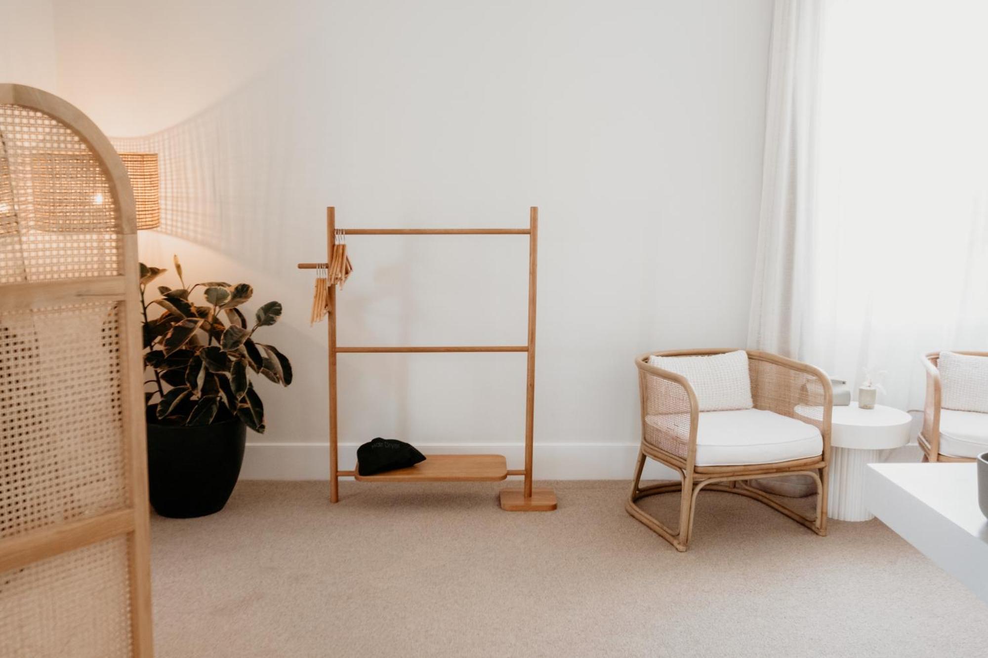 The Oak & Anchor Hotel Port Fairy Exteriör bild A room with a carpet
